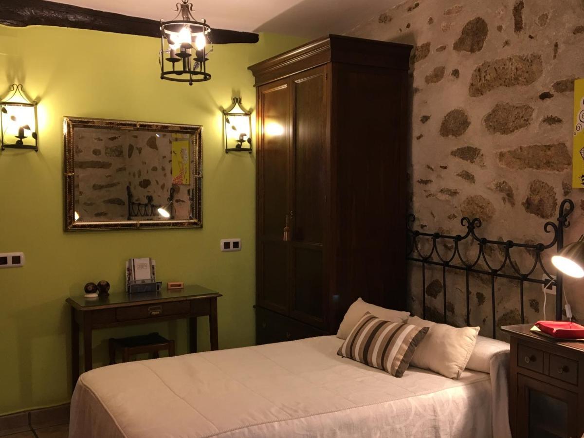 Casa Rural La Antigua Tahona Канделаріо Екстер'єр фото