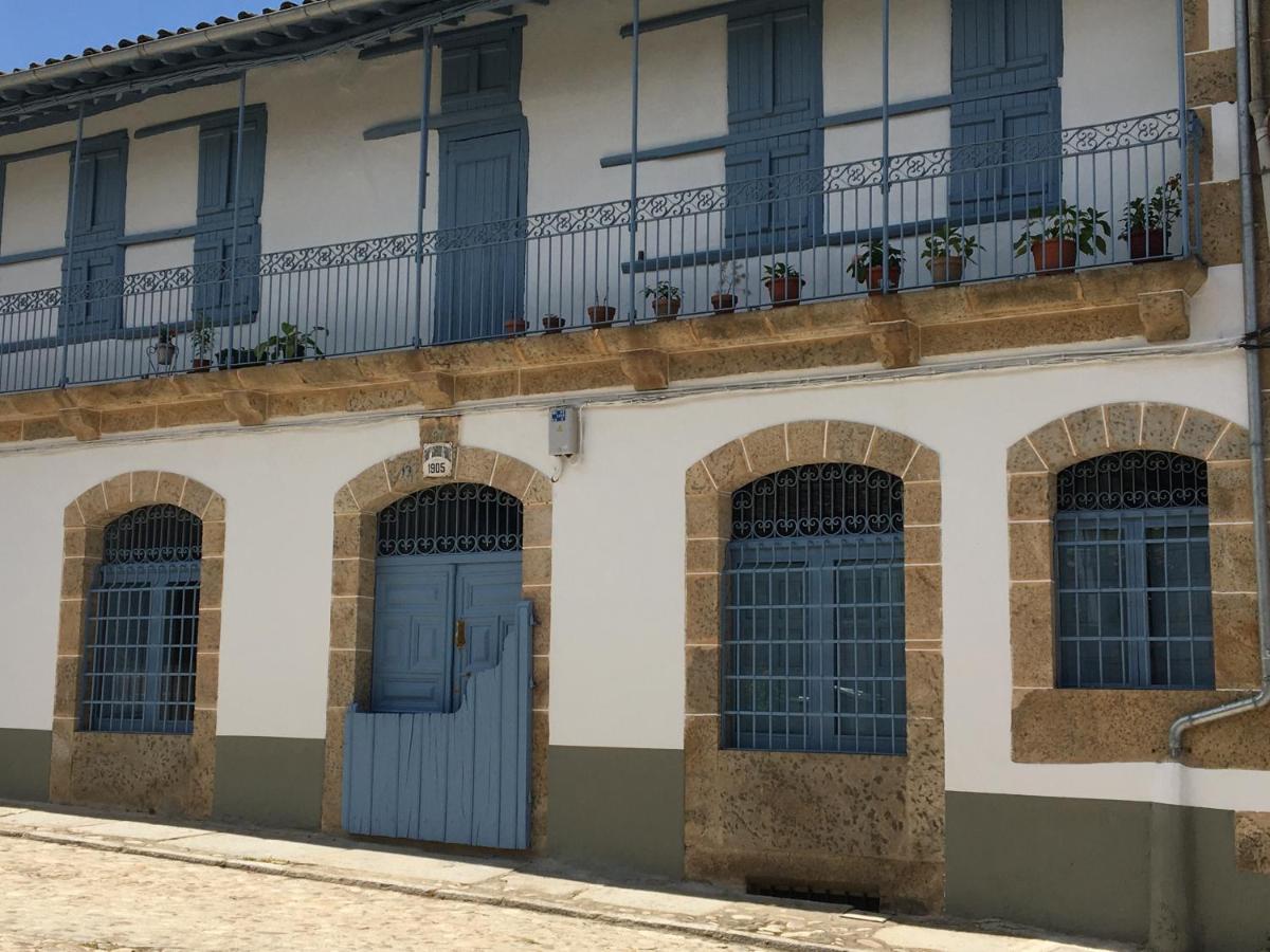 Casa Rural La Antigua Tahona Канделаріо Екстер'єр фото